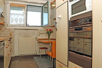 KZO00035 4.5 Zimmer Etagenwohung in Illnau - Küche