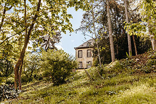 Ehemalige Klosteranlage im Grünen