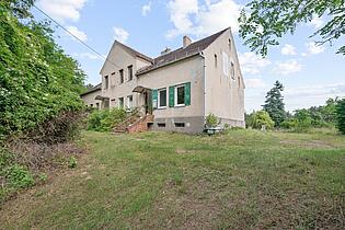 Haupthaus sanierungsbedürftig