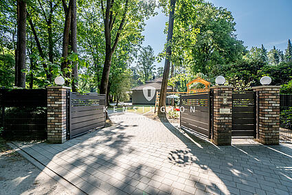 Kensington_KSH_370_Hoftor_Stuhr