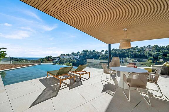 Pool terrace