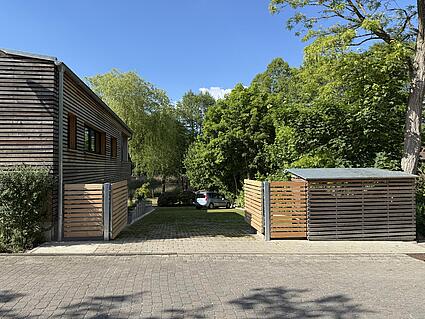Einfahrt zum Parkplatz