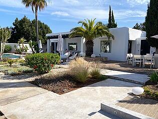 KPI1022 - Villa en venta - Villa zu verkaufen - Villa for sale - Villa te koop - www.kensington-ibiza.com - Noelle Politiek