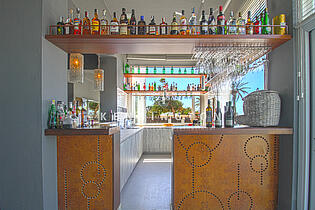 Villa en Ciudad Jardin bar