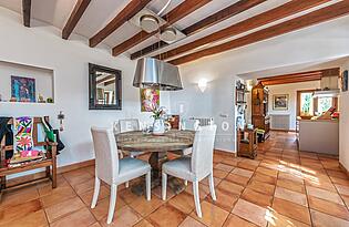 Finca with pool in Bunyola Mallorca-dining room