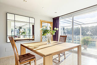 7. Dining area in a villa in Portals