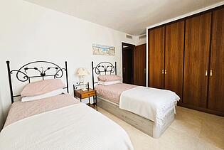 KPI1344 Apartamento en venta -  Wohnung zu verkaufen - Apartment  for sale - Appartement  te koop - www.kensington-ibiza.com - Noelle Politiek