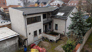 Haupthaus mit neuem Anbau links Kopie