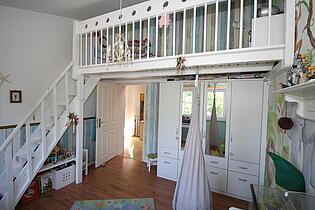 Kinderzimmer mit Hochbett