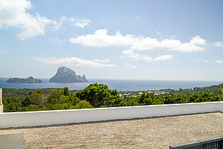 KPI1265 - Adosado en venta - Stadthaus zu verkaufen - Townhouse for sale - Townhouse te koop - www.kensington-ibiza.com - Noelle Politiek