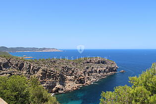 KPI971 - Villa en venta - Villa zu verkaufen - Villa for sale - Villa te koop - www.kensington-ibiza.com - Noelle Politiek