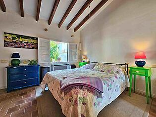 21 - Bedroom2