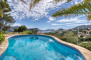01-Swimmingpool-View