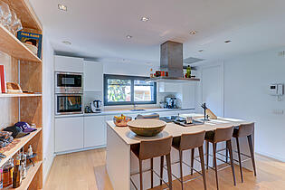 2022_12_21_0978 And8moreN_Y_Interior