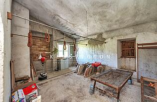 Farm house - Roof truss