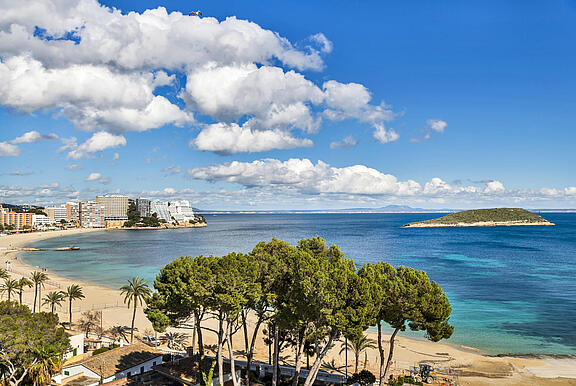 Sea view apartment in Magaluf Sea view apartment in Magaluf