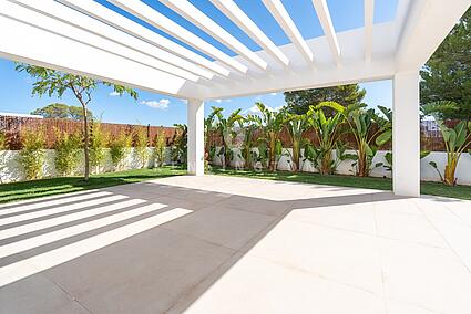 KPI1033 - Villa en venta - Villa zu verkaufen - Villa for sale - Villa te koop - www.kensington-ibiza.com - Noelle Politiek