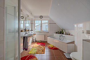 Badezimmer DG