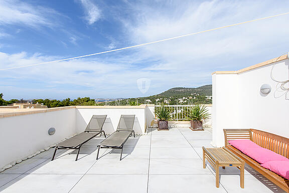 KPI1180 - Adosado en venta - Stadthaus zu verkaufen - Townhouse for sale - Townhouse te koop - www.kensington-ibiza.com - Noelle Politiek KPI1180 - Adosado en venta - Stadthaus zu verkaufen - Townhouse for sale - Townhouse te koop - www.kensington-ibiza.com - Noelle Politiek
