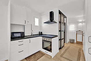 Studio Apolo Xl Portals Kitchen
