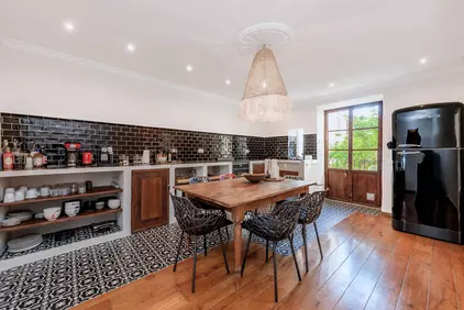 Kitchen/dining