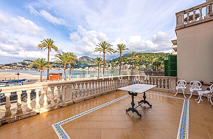 Villa in Port de Soller terrace