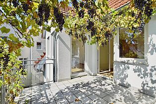 Balkon von beiden Kinderzimmern erreichbar