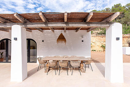 KPI1436 - Villa en venta - Villa zu verkaufen - Villa for sale - Villa te koop - www.kensington-ibiza.com - Noelle Politiek