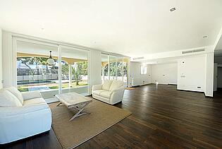 Neubau-Villa mit Meerblick in Sol de Mallorca