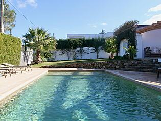 KPI1375 - Villa en venta - Villa zu verkaufen - Villa for sale - Villa te koop - www.kensington-ibiza.com - Noelle Politiek