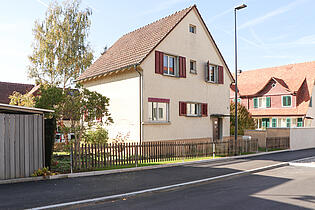 KZO00504 Freistehendes Einfamilienhaus mit Ausbaupotenzial in Uster