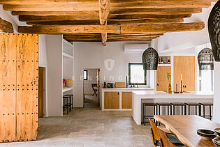 KPI1111 - Villa en venta - Villa zu verkaufen - Villa for sale - Villa te koop - www.kensington-ibiza.com - Noelle Politiek