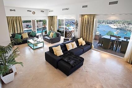 Living room with views to Portals Vells in sea view villa Sol de Mallorca