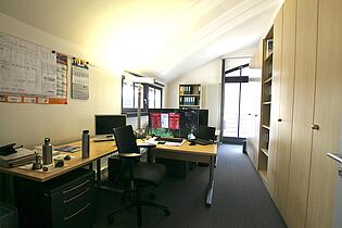 Büro 6