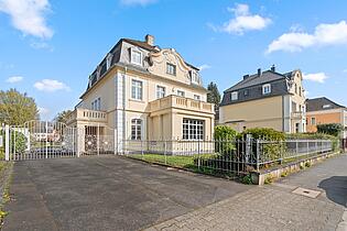 Außenaufnahme Villa