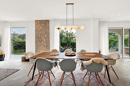 Dining room in Portals garden apartment