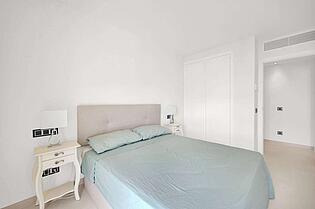 Guest bedroom in penthouse