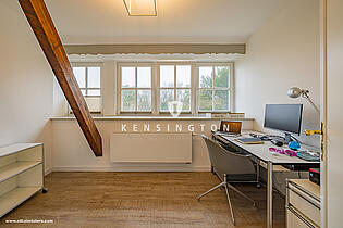 Arbeitszimmer OG