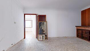 Townhouse-with-project-in-Pollensa-with-patio-and-terrace--07312025_063733