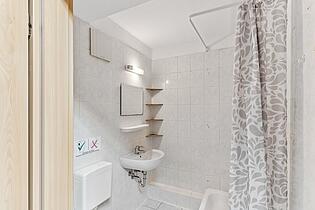Bad (Muster) in einem Appartement