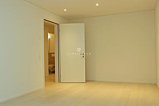 KZO00031VM 3.5 Zimmer Wohnung in Pfäffikon