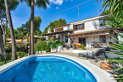 1. Sea view villa for sale in Bendinat