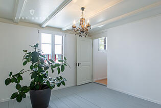 KZO00046 Rustikaler 5.5 Zimmer Mittelflarz mit Ausbaupotential in Wildberg