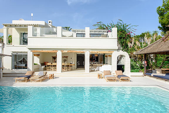 KPI1036 - Villa en venta - Villa zu verkaufen - Villa for sale - Villa te koop - www.kensington-ibiza.com - Noelle Politiek KPI1036 - Villa en venta - Villa zu verkaufen - Villa for sale - Villa te koop - www.kensington-ibiza.com - Noelle Politiek