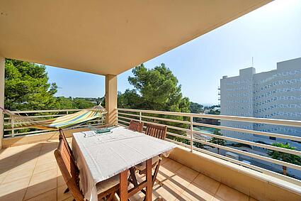 Terrace with sea views in Portals