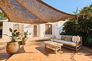 KPI1310 - Villa en venta - Villa zu verkaufen - Villa for sale - Villa te koop - www.kensington-ibiza.com - Noelle Politiek