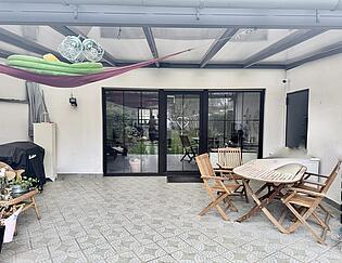 überdachte Terrasse
