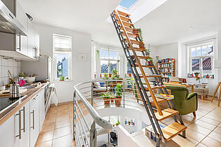 Wohnbereich (Maisonette-Wohnung links)