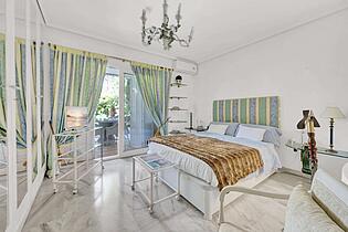 Master bedroom with access to terrace
