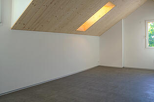 KZO00500_Luxuriöse 4.5 Zimmer Maisonette Wohnung an zentraler Lage in Pfäffikon
